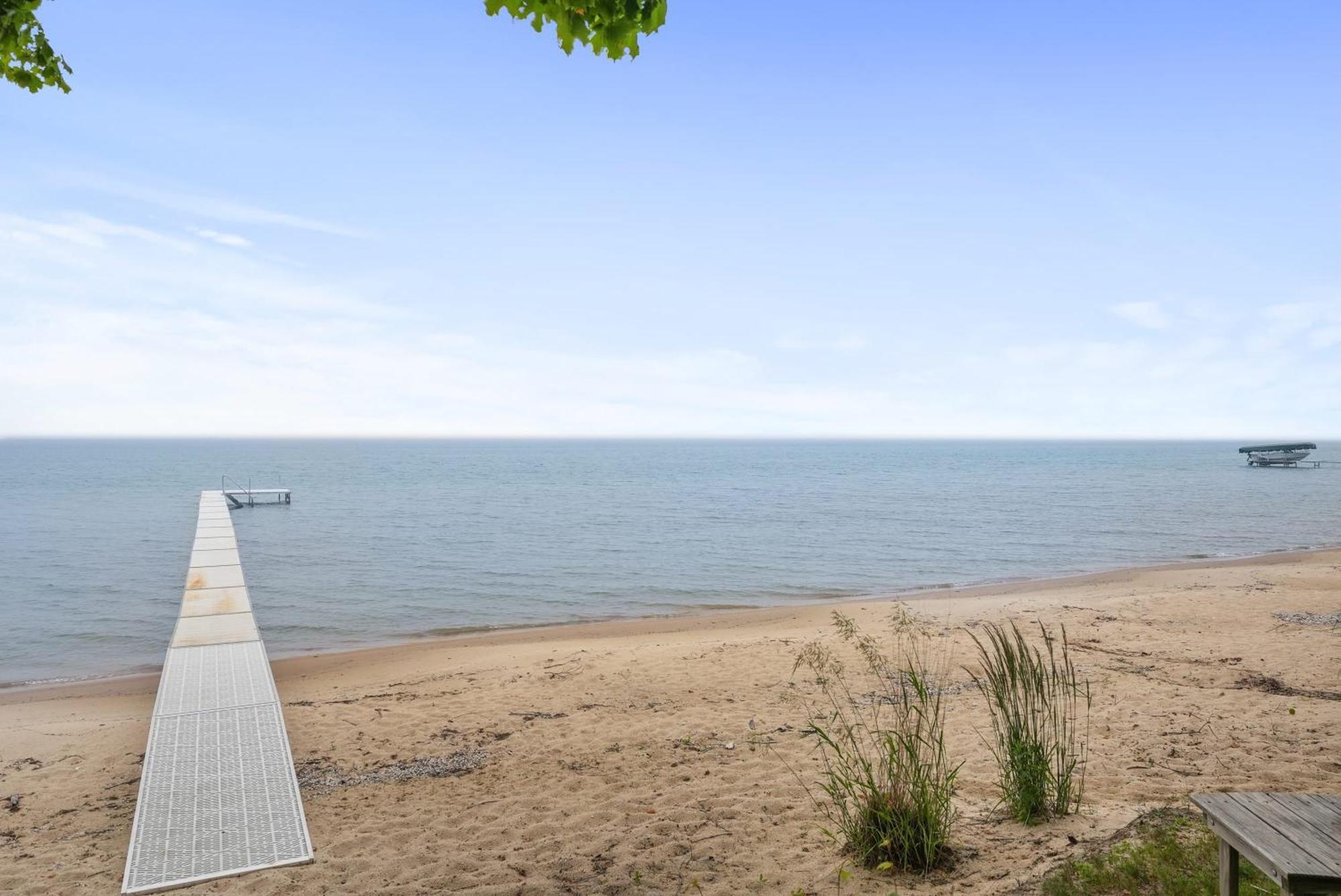 Northport Bay Beach Getaway 外观 照片